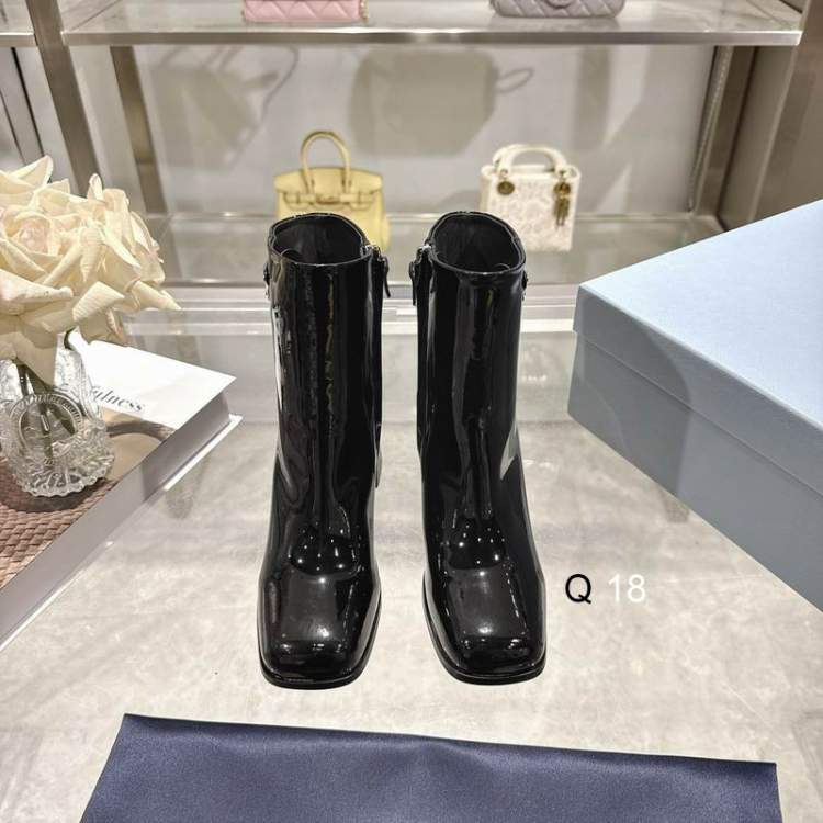 Picture of Prada Shoes _SKUPradasz35-40X110218924
